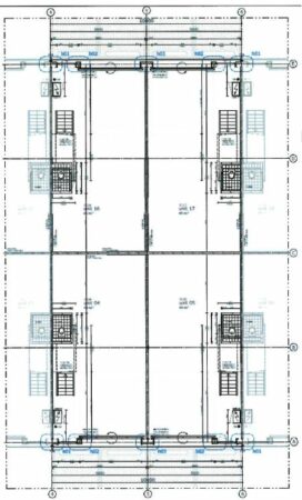 Plattegrondtekening van een gebouw aan de Laan van s-Gravenmade met ingetekende kamers, trappenhuizen en technische installaties.